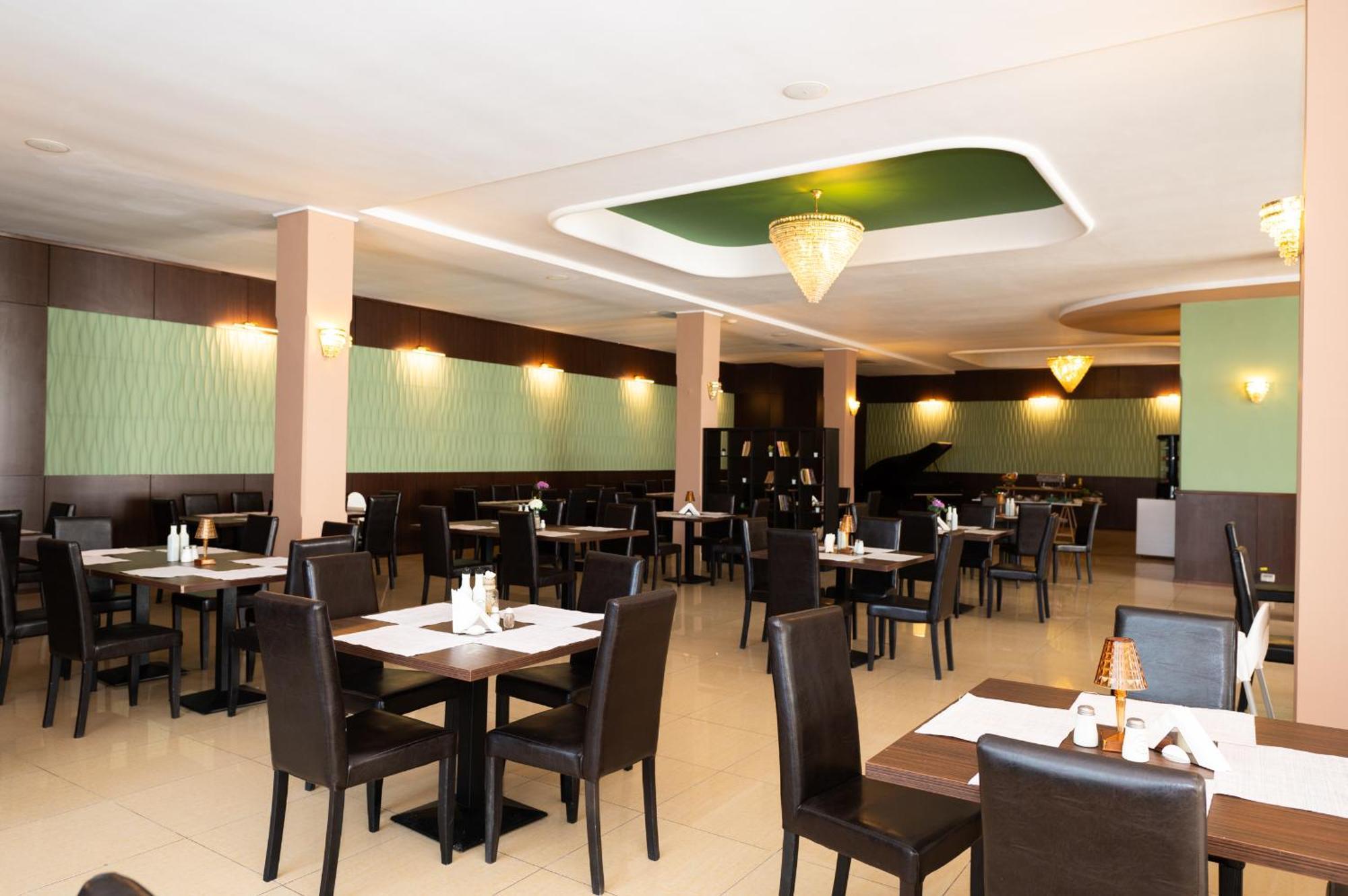 Hotel Ambasador Mamaia Dış mekan fotoğraf